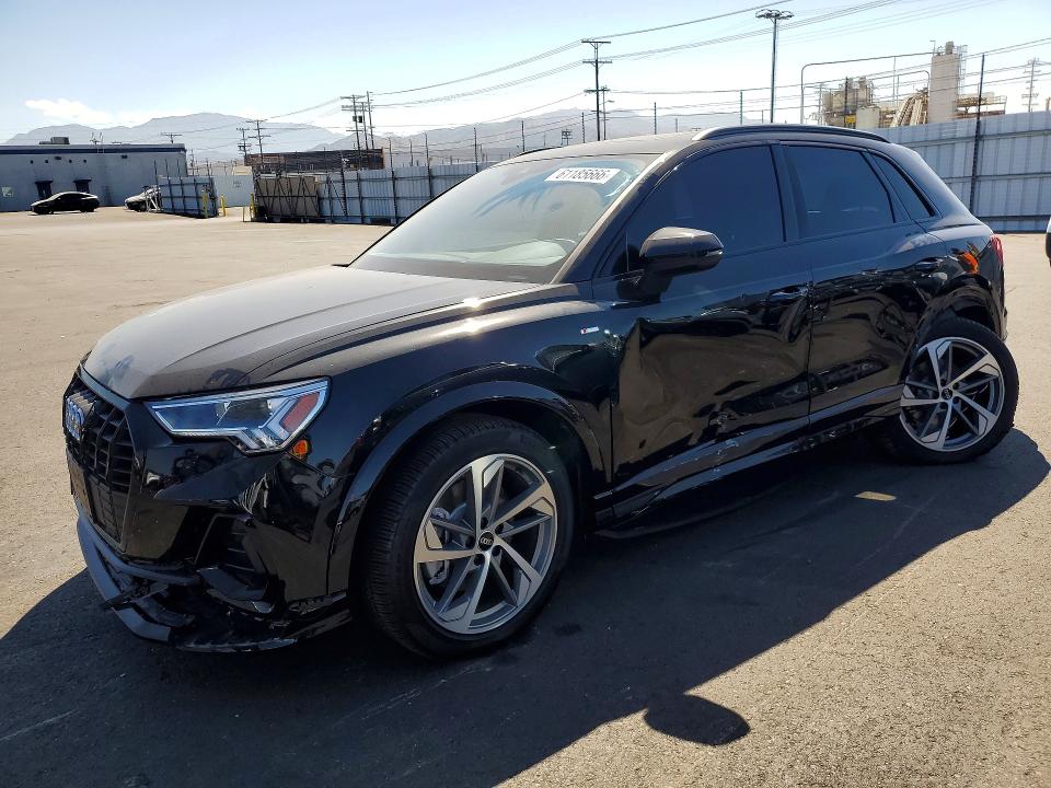 61185666 :رقم المزاد ، WA1DECF32S1110156 vin ، 2025 Audi Q3 مزاد بيع