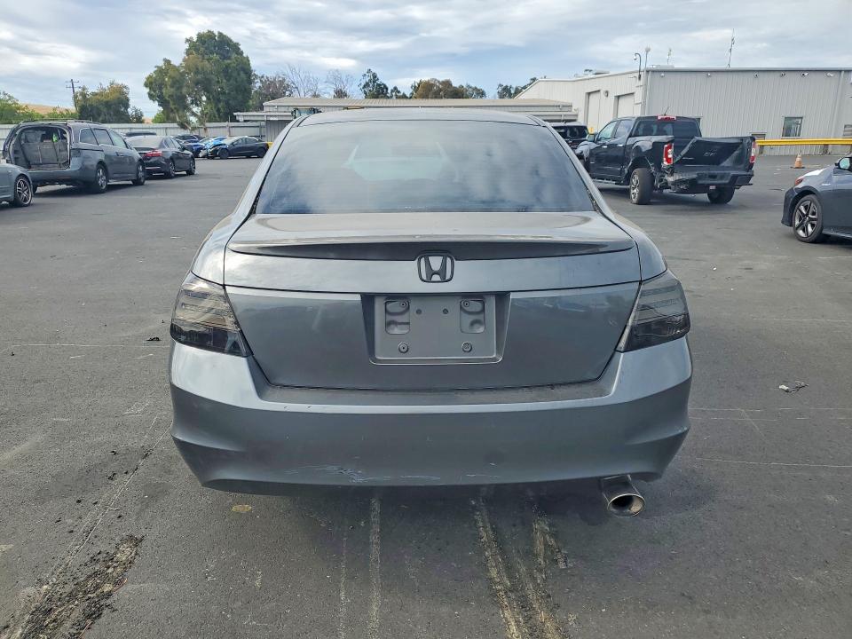 2010 Honda Accord მანქანა იყიდება აუქციონზე, vin: 1HGCP2F34AA081572, აუქციონის ნომერი: 61899906