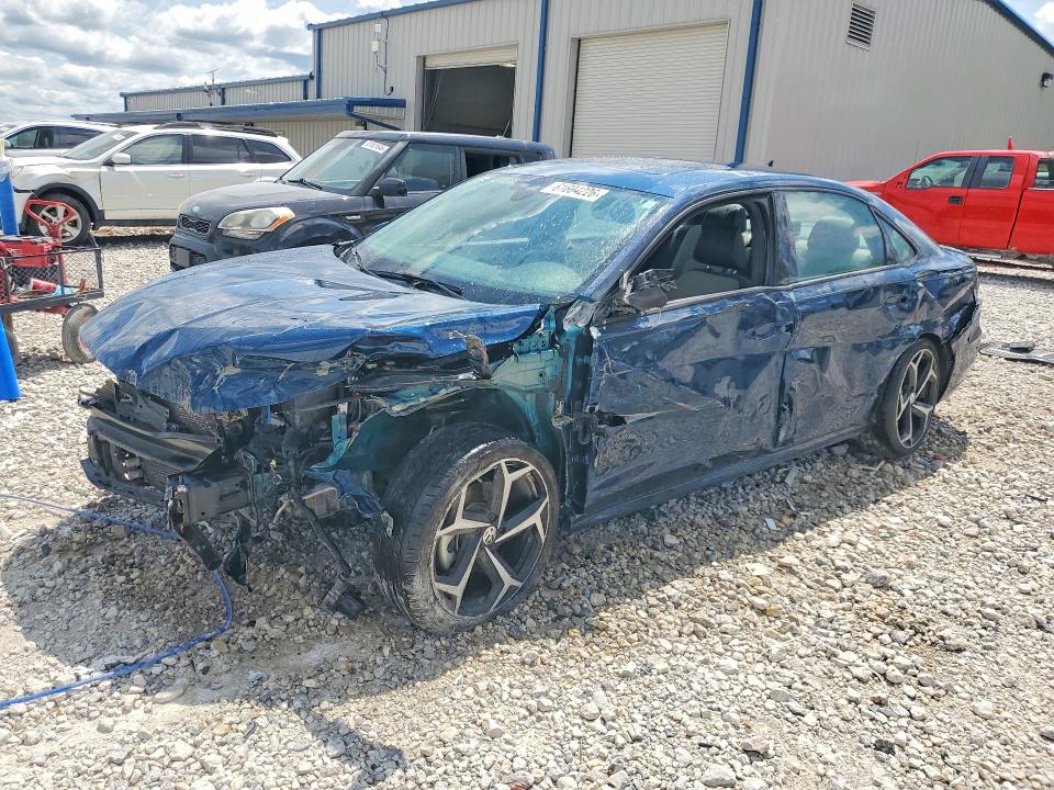 2021 Volkswagen Passat მანქანა იყიდება აუქციონზე, vin: 1VWMA7A38MC015461, აუქციონის ნომერი: 61604226