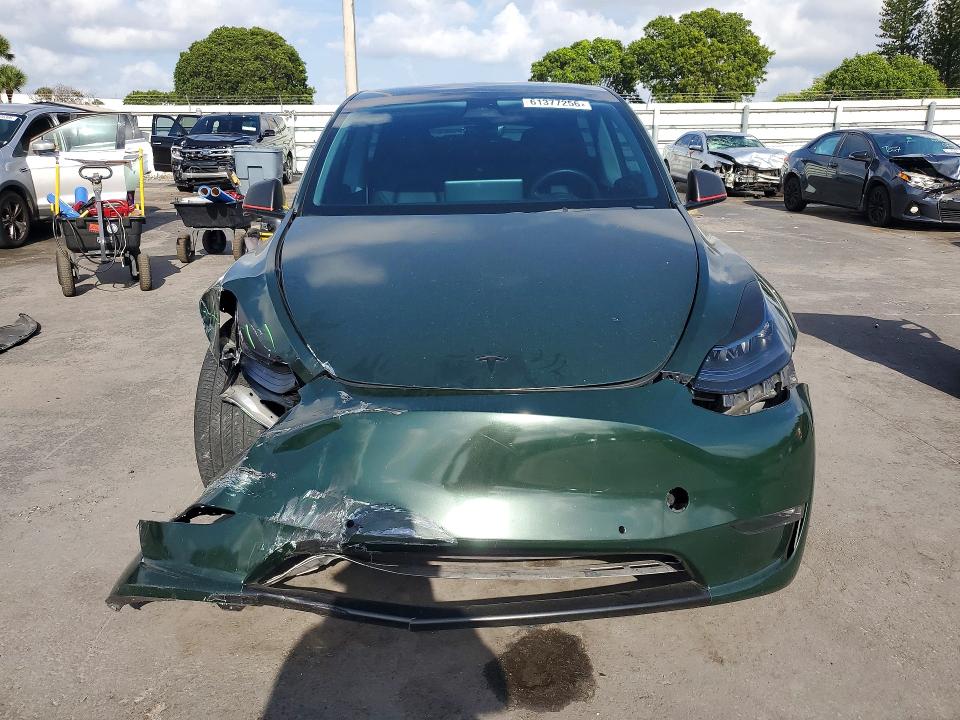 61377256 :رقم المزاد ، 7SAYGDEF7NF536619 vin ، 2022 Tesla Model Y مزاد بيع