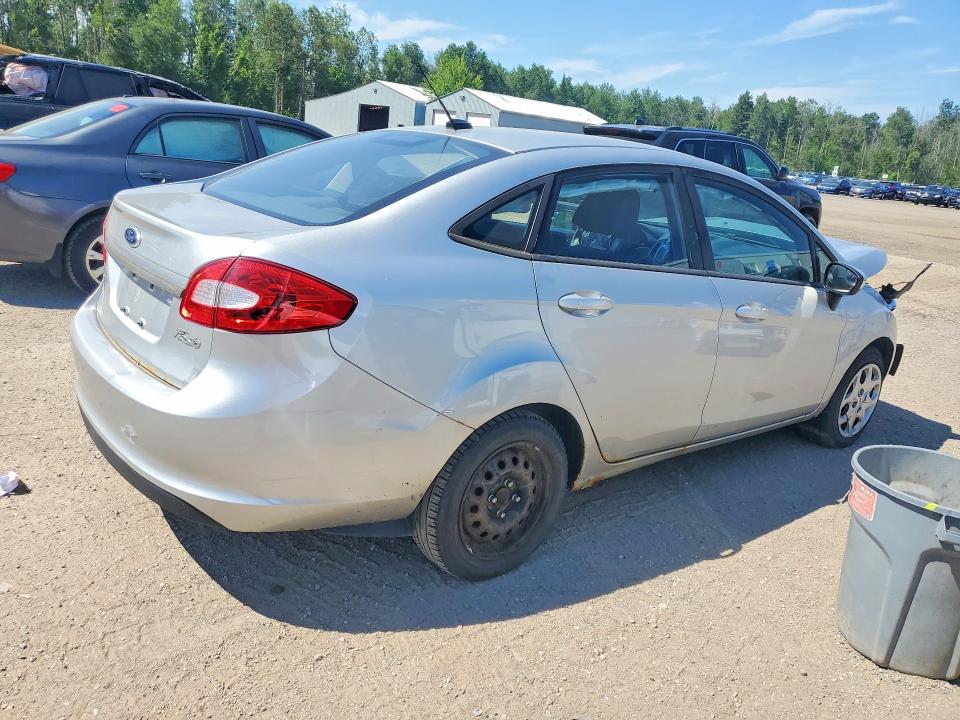 2013 Ford Fiesta მანქანა იყიდება აუქციონზე, vin: 3FADP4BJ6DM166378, აუქციონის ნომერი: 55595686