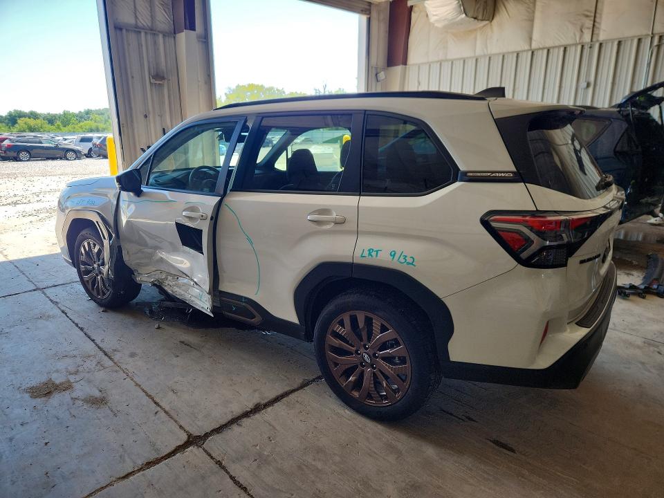 60569946 :رقم المزاد ، JF2SLDHC7SH547388 vin ، 2025 Subaru Forester مزاد بيع
