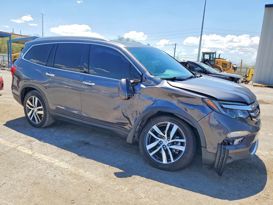 60593726 :رقم المزاد ، 5FNYF6H96JB051772 vin ، 2018 Honda Pilot مزاد بيع