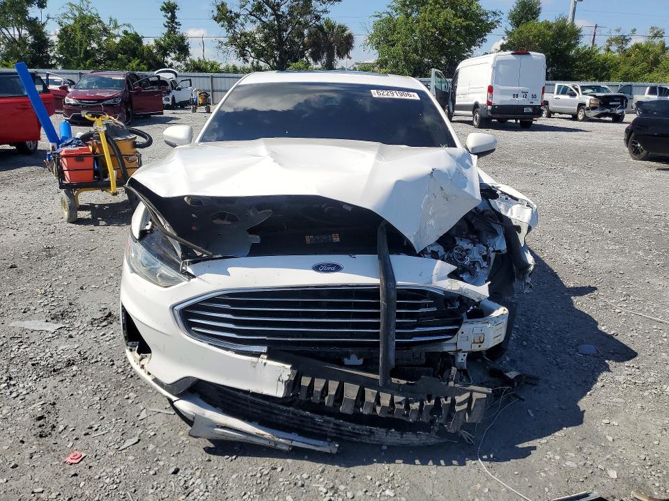 Продажа на аукционе авто 2019 Ford Fusion, vin: 3FA6P0LU2KR110464, номер лота: 62291906