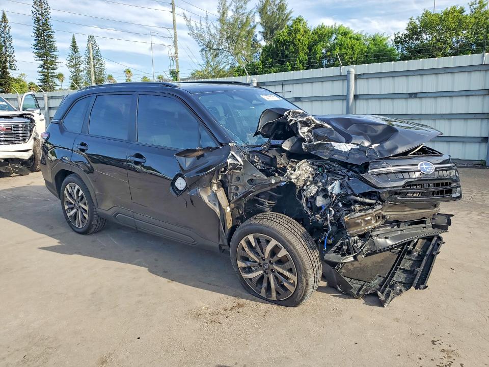 62766586 :رقم المزاد ، JF2SLSTD5SH454129 vin ، 2025 Subaru Forester مزاد بيع