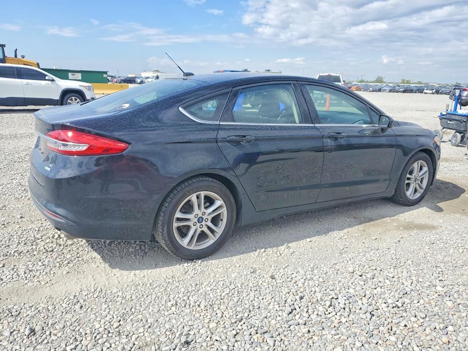 62450896 :رقم المزاد ، 3FA6P0HD3JR186699 vin ، 2018 Ford Fusion مزاد بيع