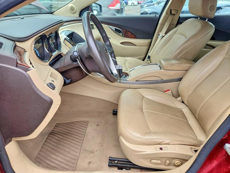 62055096 :رقم المزاد ، 1G4GC5EG1AF282667 vin ، 2010 Buick Lacrosse مزاد بيع