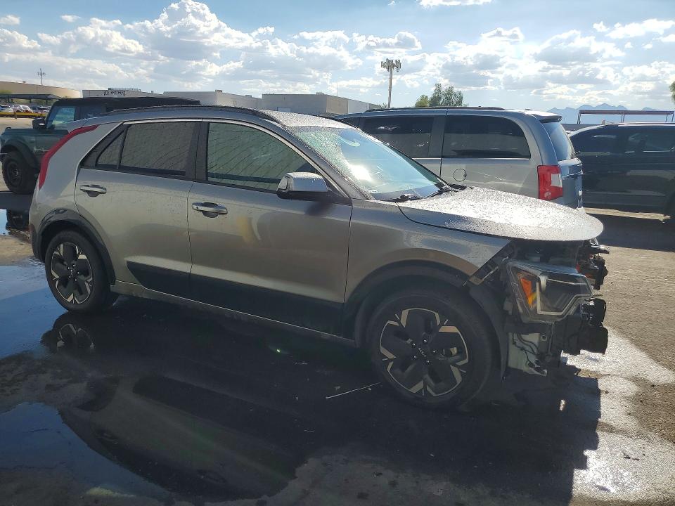 2023 Kia Niro მანქანა იყიდება აუქციონზე, vin: KNDCR3L1XP5025591, აუქციონის ნომერი: 62630986