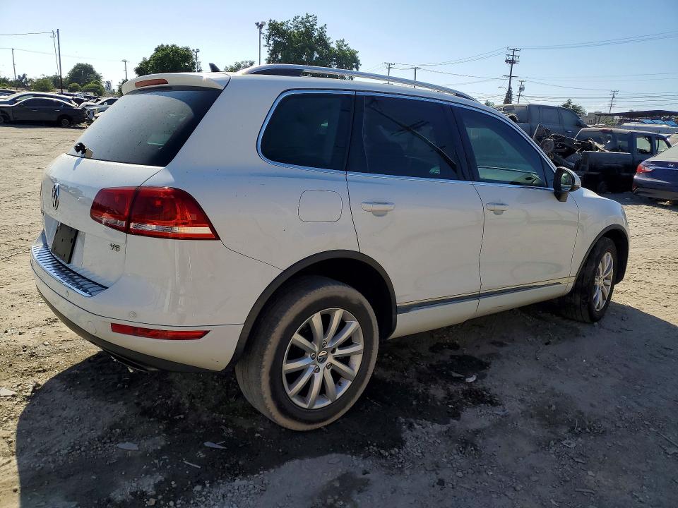 Продажа на аукционе авто 2012 Volkswagen Touareg, vin: WVGEF9BP4CD007755, номер лота: 61156366