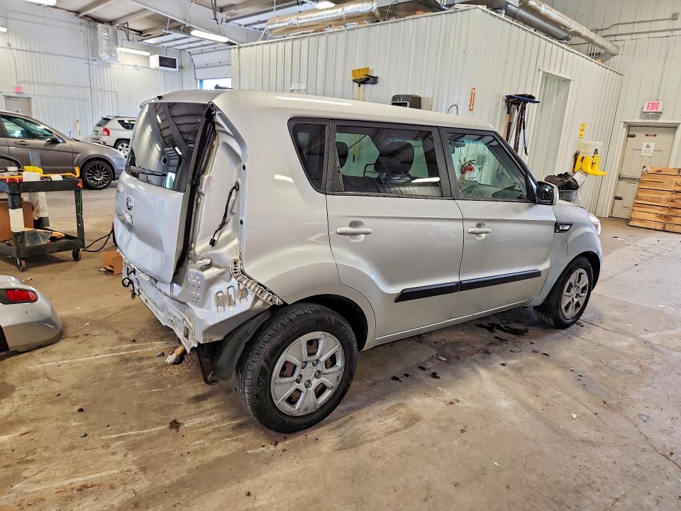 2013 Kia Soul მანქანა იყიდება აუქციონზე, vin: KNDJT2A59D7768736, აუქციონის ნომერი: 59128896