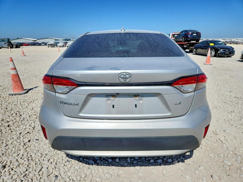 59868866 :رقم المزاد ، 5YFEPMAE6NP272388 vin ، 2022 Toyota Corolla مزاد بيع