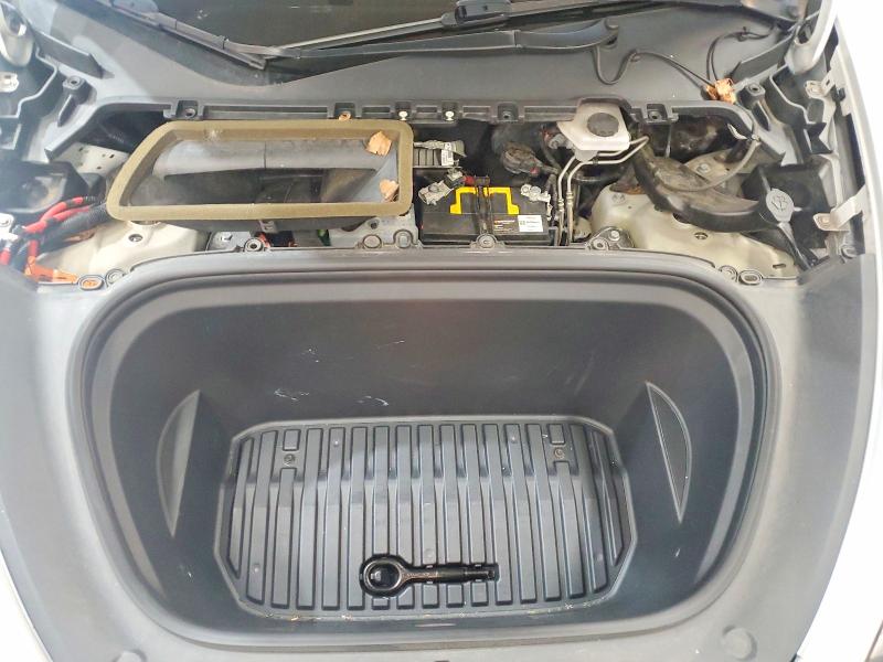 Продаж на аукціоні авто 2021 Tesla Model Y, vin: 5YJYGDEEXMF180914, номер лоту: 60773126