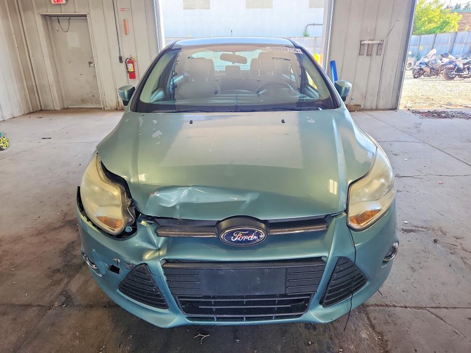 60938756 :رقم المزاد ، 1FAHP3F28CL308888 vin ، 2012 Ford Focus مزاد بيع