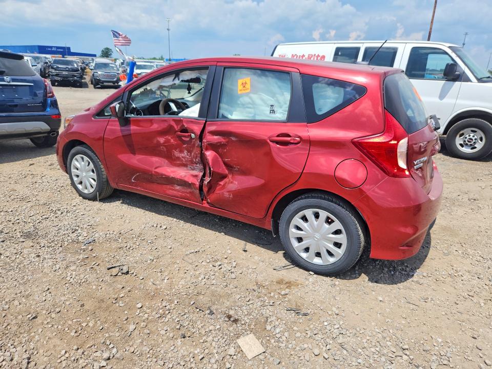 60180756 :رقم المزاد ، 3N1CE2CP5HL353497 vin ، 2017 Nissan Versa مزاد بيع
