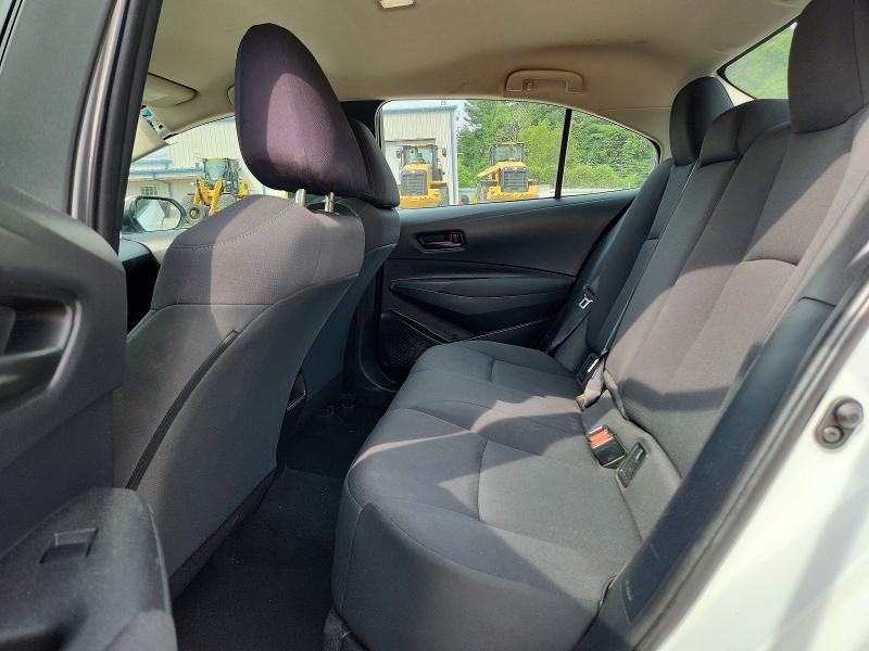 61122546 :رقم المزاد ، 5YFEPMAE2NP276003 vin ، 2022 Toyota Corolla مزاد بيع