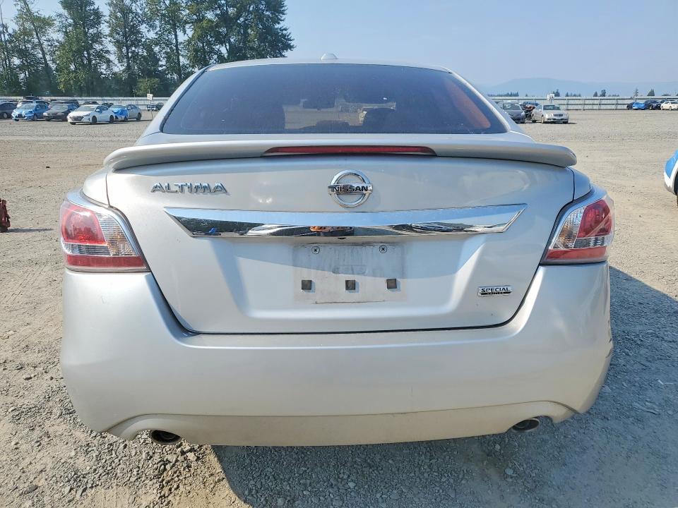 Продажа на аукционе авто 2015 Nissan Altima, vin: 1N4AL3AP9FN909963, номер лота: 62289216