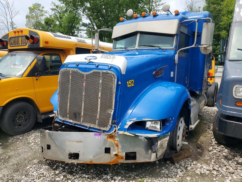 Auction sale of the 2007 Peterbilt 386, vin: 1XPHD49X97N693614, lot number: 61492576