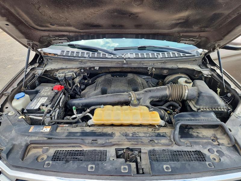 Продажа на аукционе авто 2019 Ford Expedition, vin: 1FMJK1HT5KEA00872, номер лота: 61431206