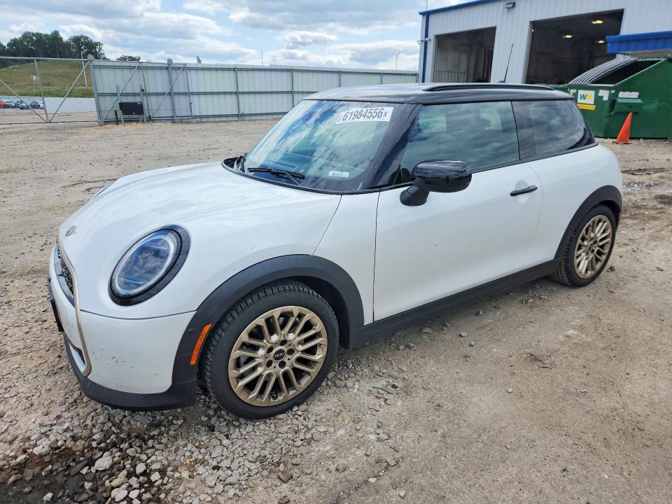 Продажа на аукционе авто 2025 Mini Cooper, vin: WMW13GD04S2W43602, номер лота: 61984556