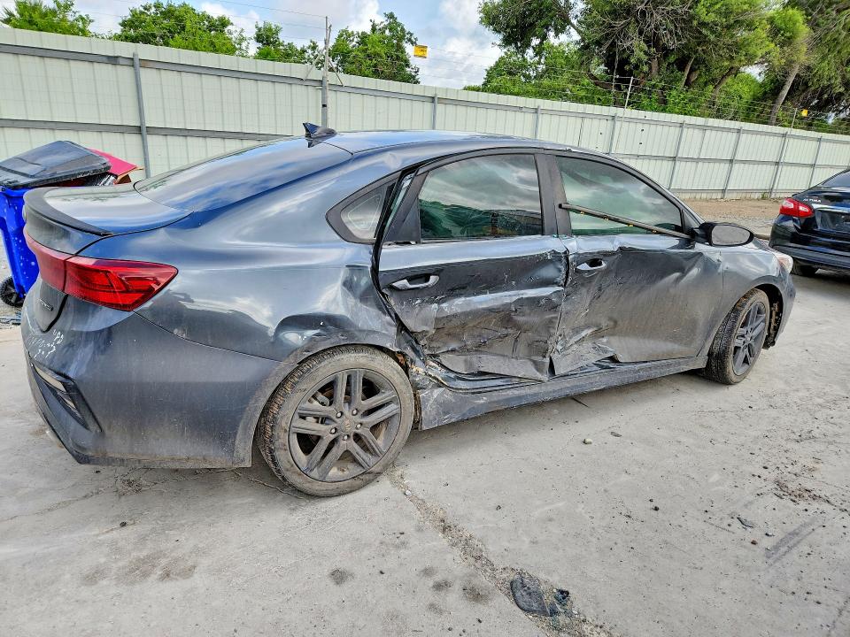 60406756 :رقم المزاد ، 3KPF34AD3LE136533 vin ، 2020 Kia Forte مزاد بيع