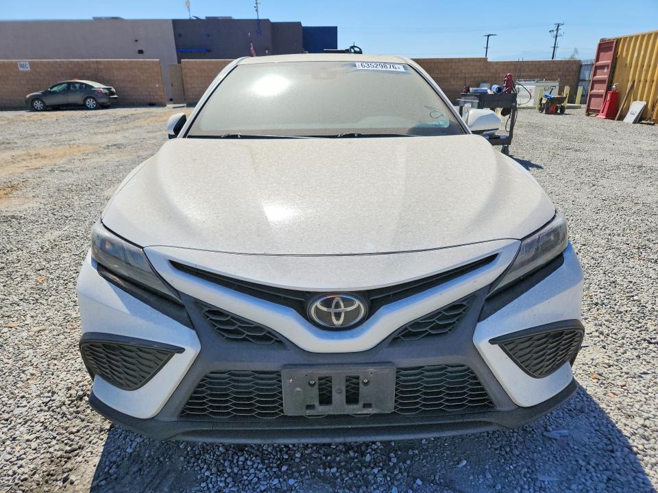 2023 Toyota Camry მანქანა იყიდება აუქციონზე, vin: 4T1G11AK4PU081648, აუქციონის ნომერი: 63529876