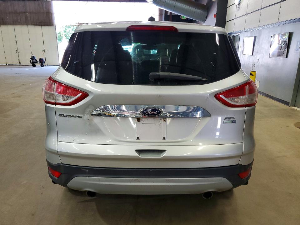 60467296 :رقم المزاد ، 1FMCU9H98DUD78649 vin ، 2013 Ford Escape مزاد بيع