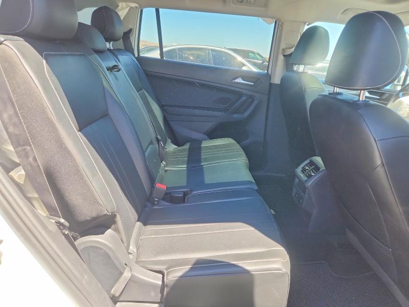 61499716 :رقم المزاد ، 3VV3B7AX9NM082845 vin ، 2022 Volkswagen Tiguan مزاد بيع