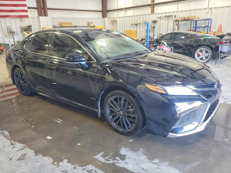 61475626 :رقم المزاد ، 4T1K61AK6PU831952 vin ، 2023 Toyota Camry مزاد بيع