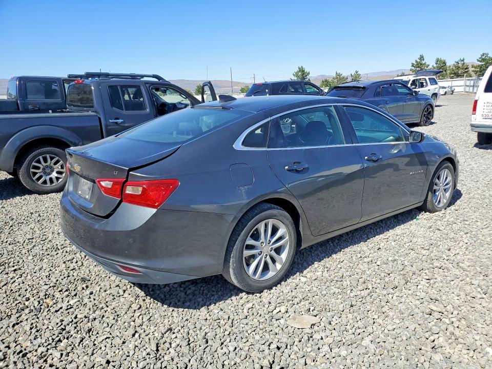 60082136 :رقم المزاد ، 1G1ZD5ST6JF223795 vin ، 2018 Chevrolet Malibu مزاد بيع