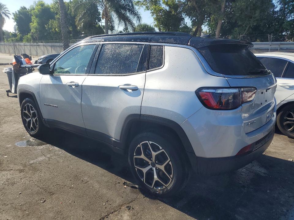 60644946 :رقم المزاد ، 3C4NJDCN2ST621070 vin ، 2025 Jeep Compass مزاد بيع