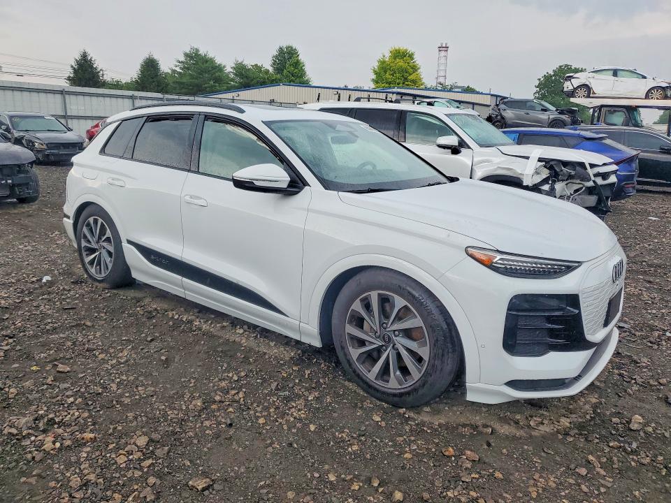 Продажа на аукционе авто 2025 Audi Q6 E-tron, vin: WA134BGF5SA026947, номер лота: 60006226