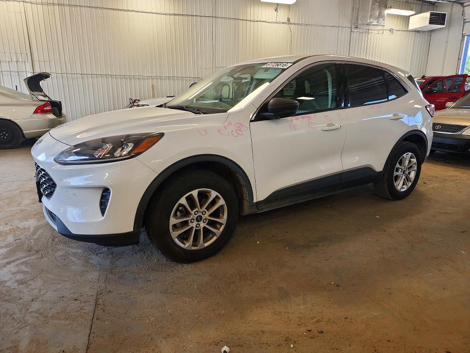 Продажа на аукционе авто 2022 Ford Escape, vin: 1FMCU9G67NUB14847, номер лота: 61726816