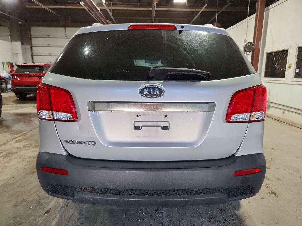 Продаж на аукціоні авто 2011 Kia Sorento, vin: 5XYKT4A25BG054088, номер лоту: 61323346
