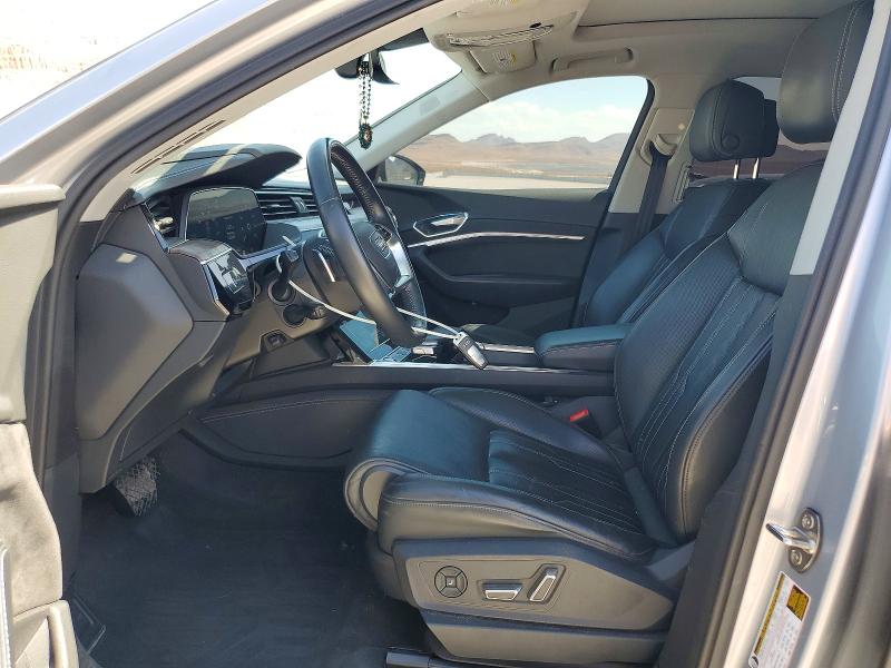 Продаж на аукціоні авто 2019 Audi E-tron, vin: WA1VAAGE4KB020182, номер лоту: 62319226