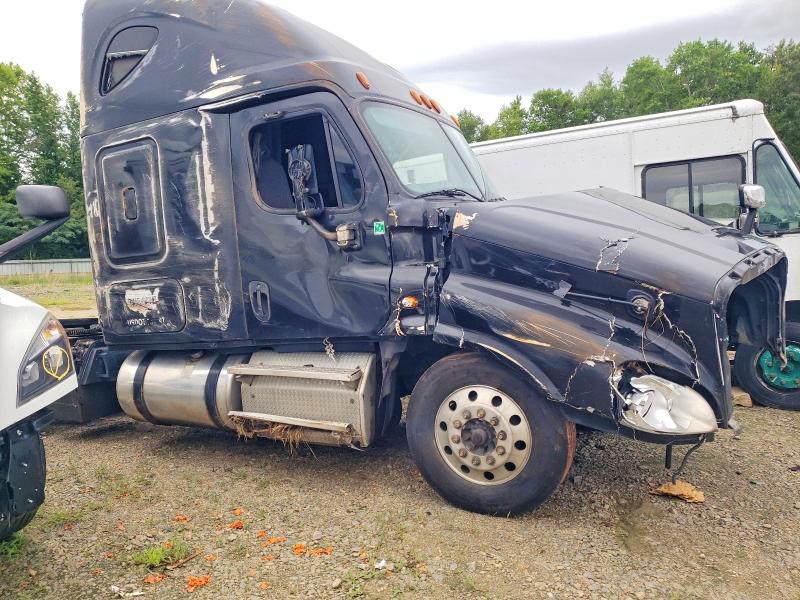 61701956 :رقم المزاد ، 1FUGGLDV1GLHA2524 vin ، 2016 Freightliner Cascadia 125 مزاد بيع