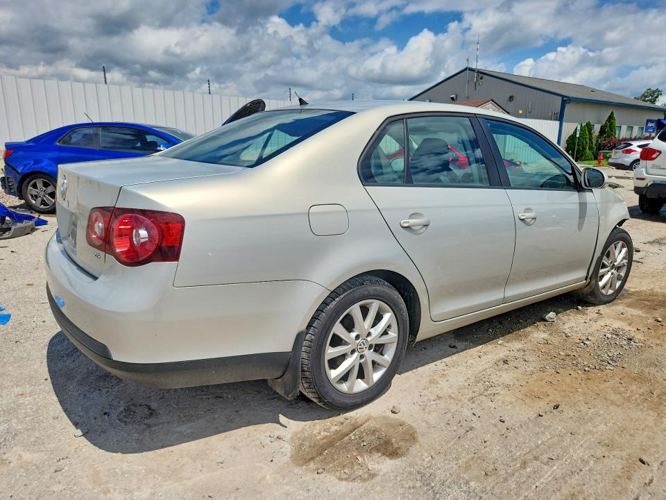 2010 Volkswagen Jetta მანქანა იყიდება აუქციონზე, vin: 3VWRX7AJ8AM115962, აუქციონის ნომერი: 60766226