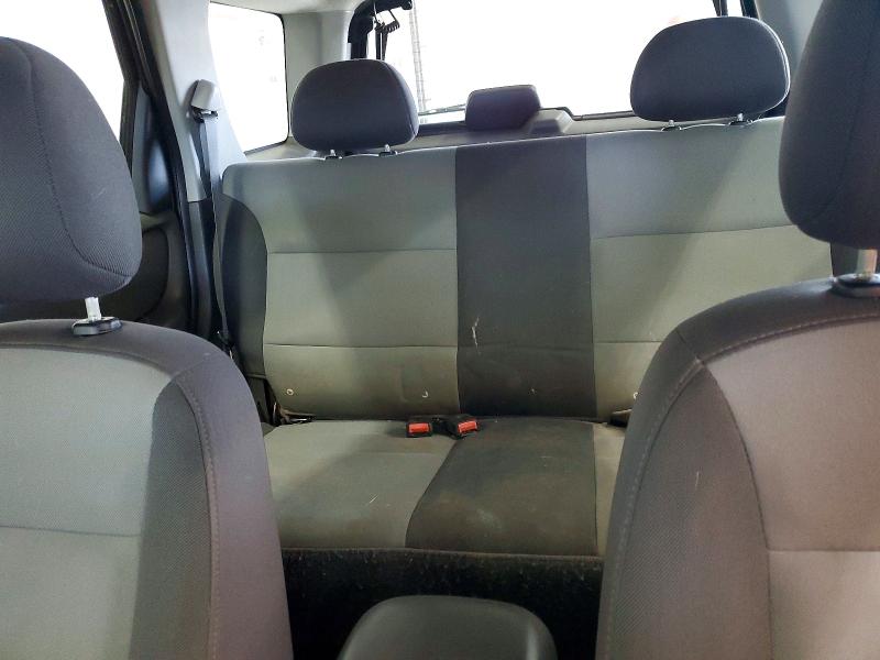 Продажа на аукционе авто 2004 Ford Escape, vin: 1FMYU021X4KA15608, номер лота: 60890736