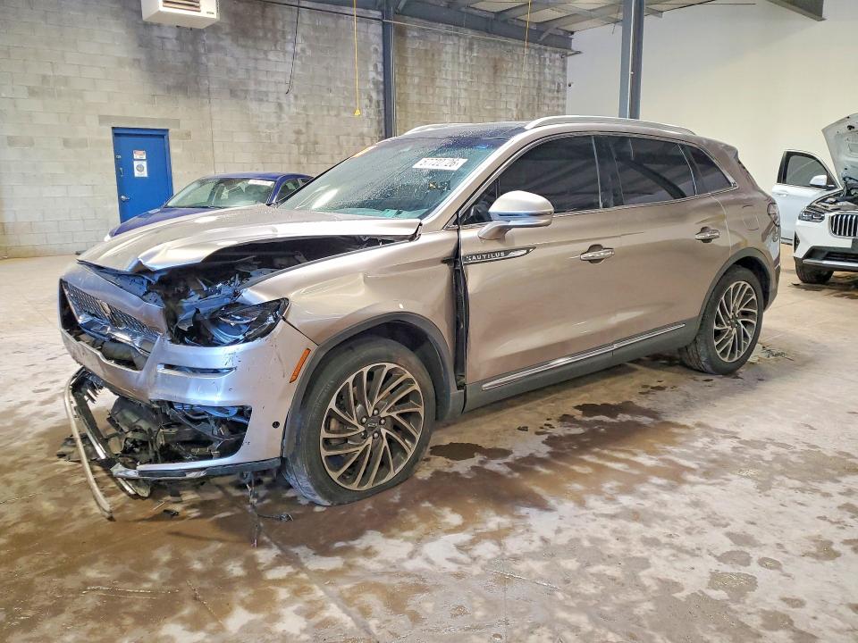 Продажа на аукционе авто 2019 Lincoln Nautilus, vin: 2LMPJ8L96KBL61710, номер лота: 57722726
