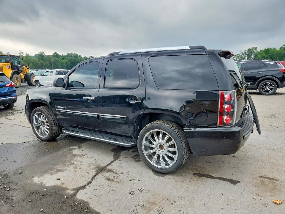 61885016 :رقم المزاد ، 1GKFK638X8J127325 vin ، 2008 Gmc Yukon مزاد بيع