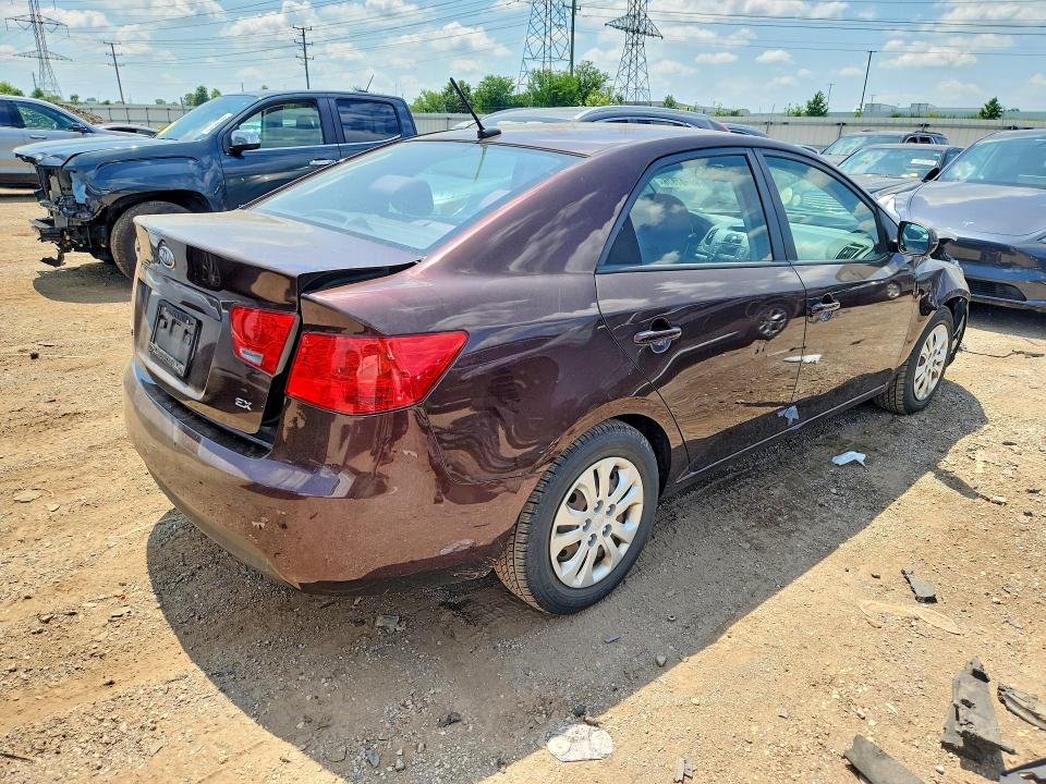 2011 Kia Forte მანქანა იყიდება აუქციონზე, vin: KNAFU4A29B5328025, აუქციონის ნომერი: 60197876