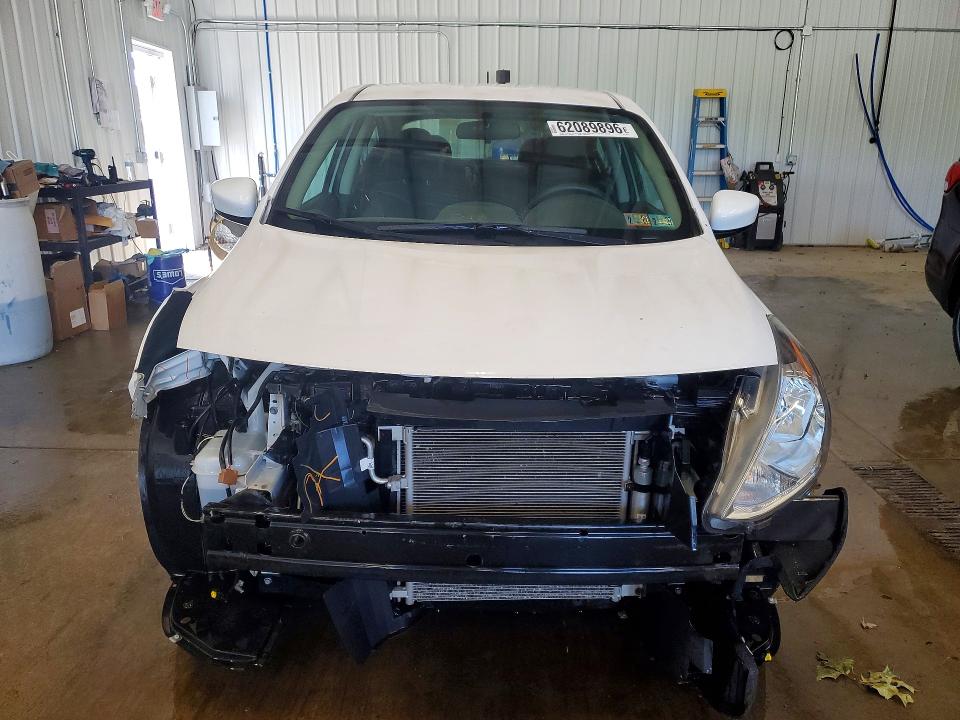 Продажа на аукционе авто 2019 Nissan Versa, vin: 3N1CN7AP7KL805733, номер лота: 62089896