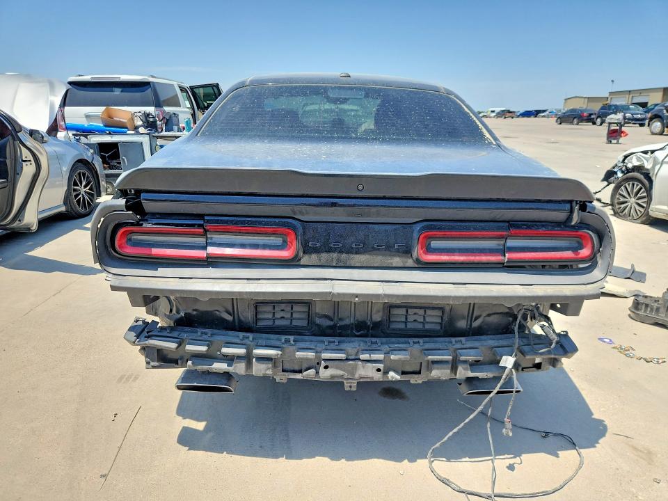 Продаж на аукціоні авто 2022 Dodge Challenger, vin: 2C3CDZBT3NH188131, номер лоту: 63248636