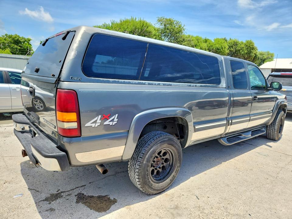 Продажа на аукционе авто 2000 Chevrolet Silverado, vin: 1GCGK29UXYE158161, номер лота: 59784336