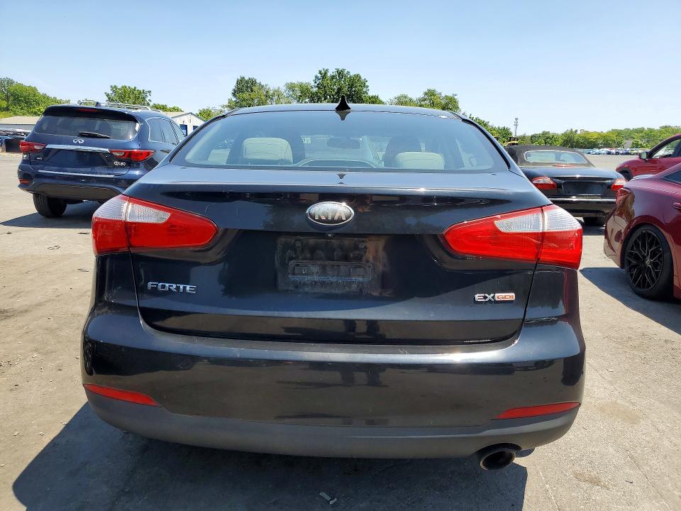 2014 Kia Forte მანქანა იყიდება აუქციონზე, vin: KNAFX4A8XE5060148, აუქციონის ნომერი: 61833246
