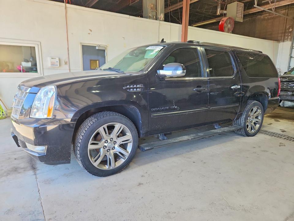 2011 Cadillac Escalade მანქანა იყიდება აუქციონზე, vin: 1GYS4KEF6BR155814, აუქციონის ნომერი: 61032006