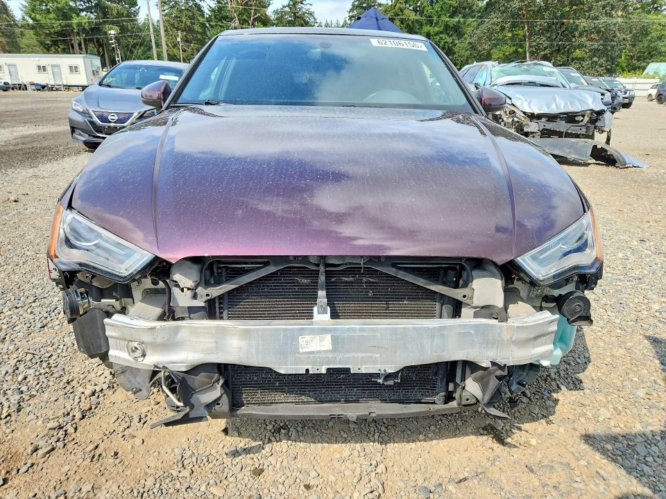 62106156 :رقم المزاد ، WAUEFGFF2F1050004 vin ، 2015 Audi A3 مزاد بيع