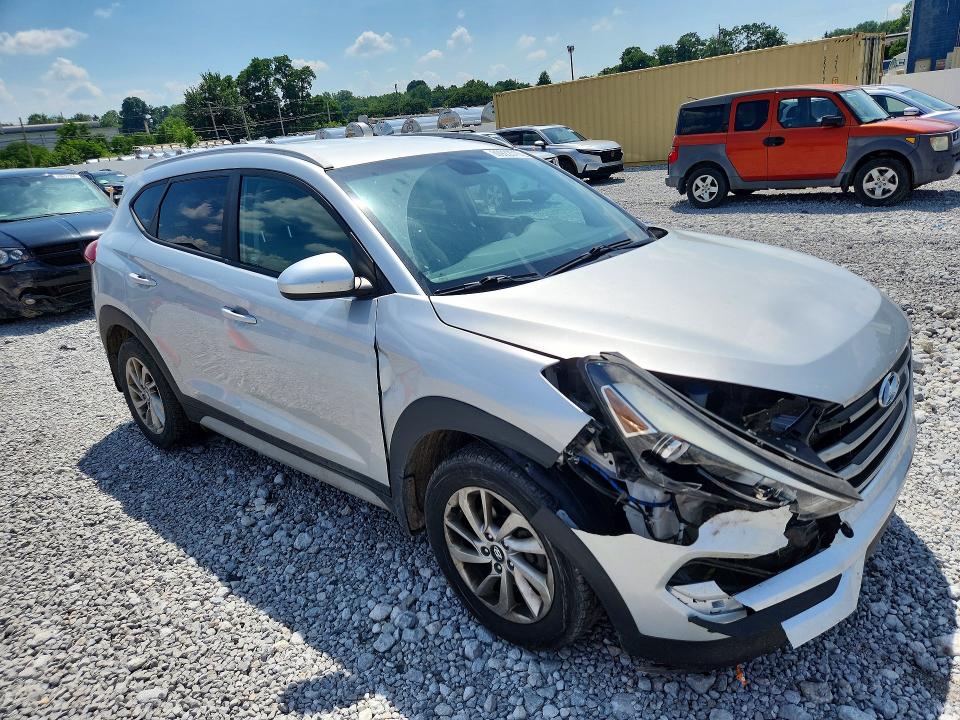 2017 Hyundai Tucson მანქანა იყიდება აუქციონზე, vin: KM8J3CA46HU394313, აუქციონის ნომერი: 60922516