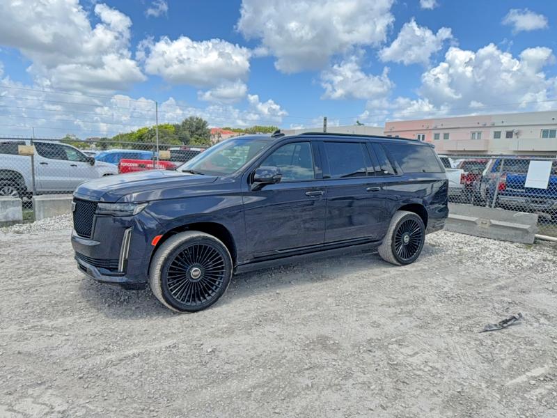Продажа на аукционе авто 2023 Cadillac Escalade, vin: 1GYS3PKL2PR563390, номер лота: 62628796