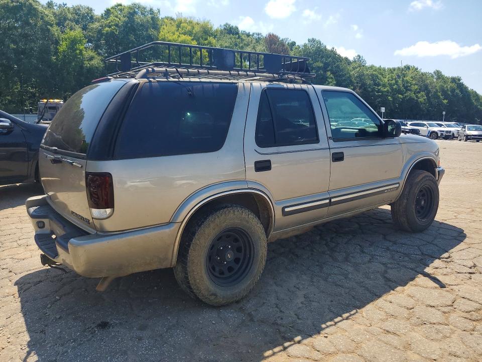 Продажа на аукционе авто 2001 Chevrolet Blazer, vin: 1GNDT13W21K238461, номер лота: 61052656