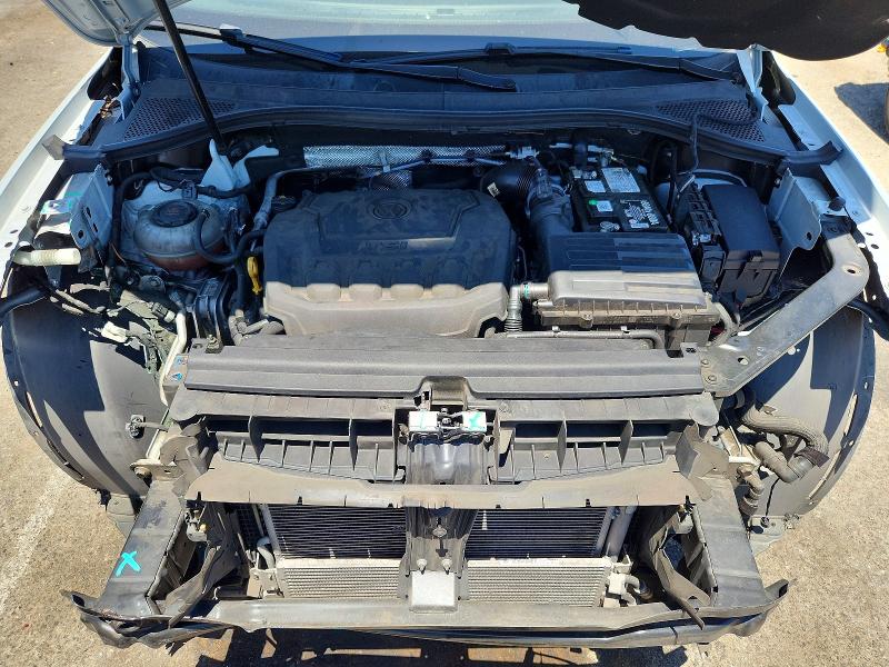 60778076 :رقم المزاد ، 3VV1B7AX0JM208236 vin ، 2018 Volkswagen Tiguan مزاد بيع
